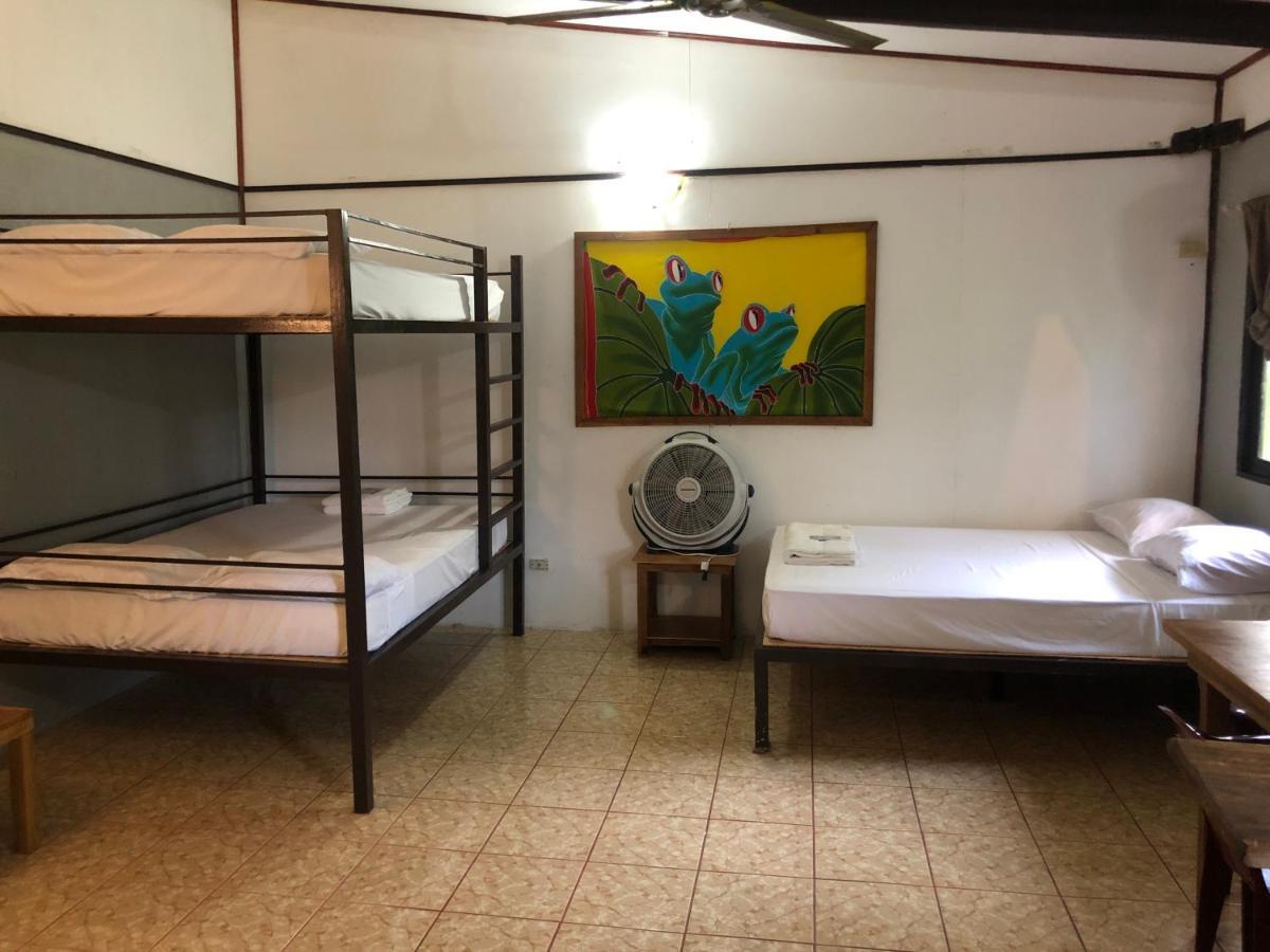 Be My Guest Cabinas Puerto Viejo de Talamanca Eksteriør bilde
